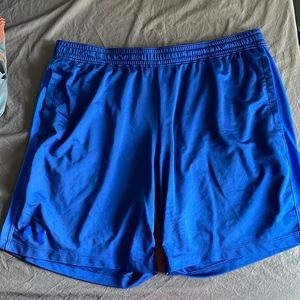 Under Armour Shorts XXL Blue/Lt. Blue